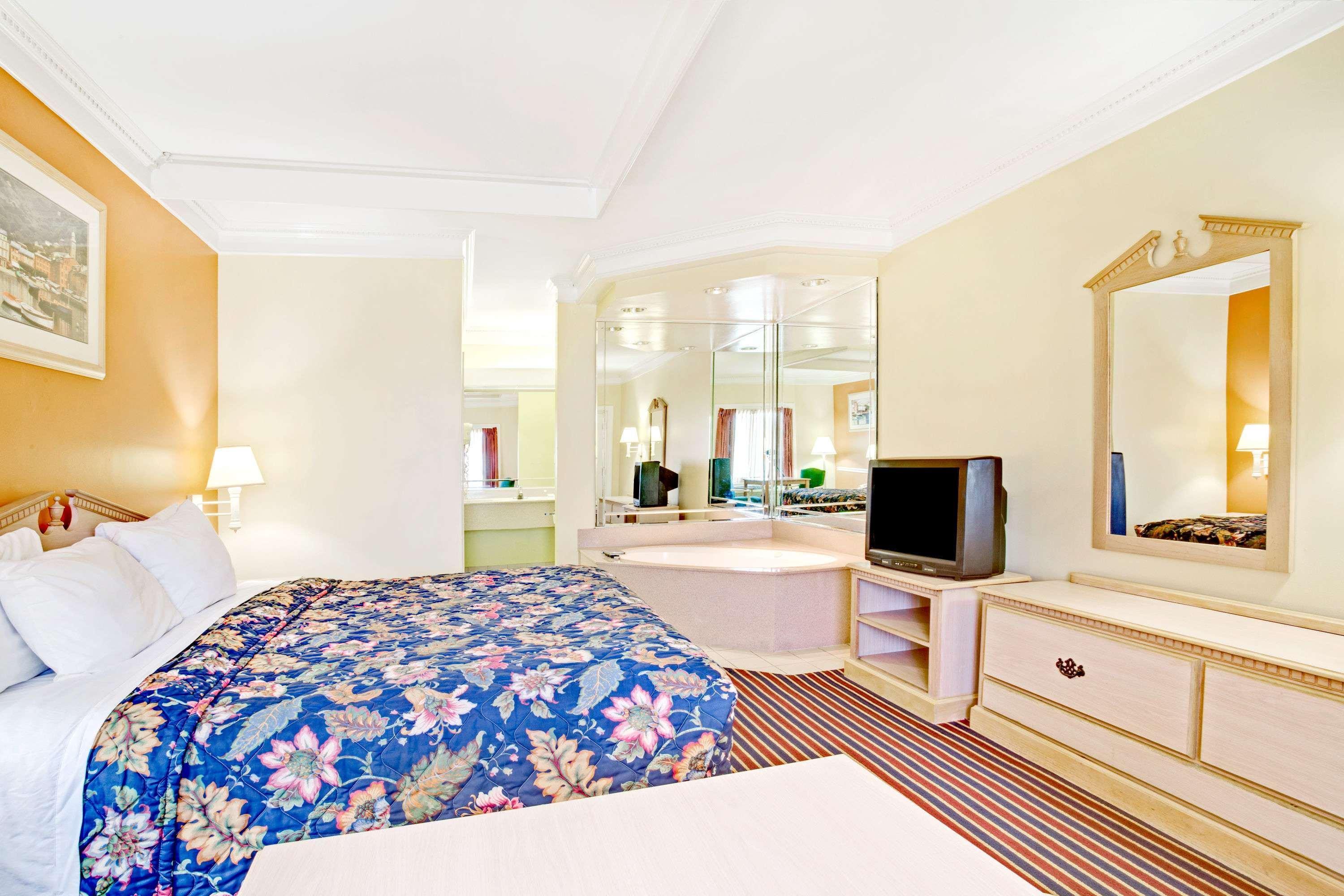Days Inn By Wyndham Kingsland Ga Esterno foto